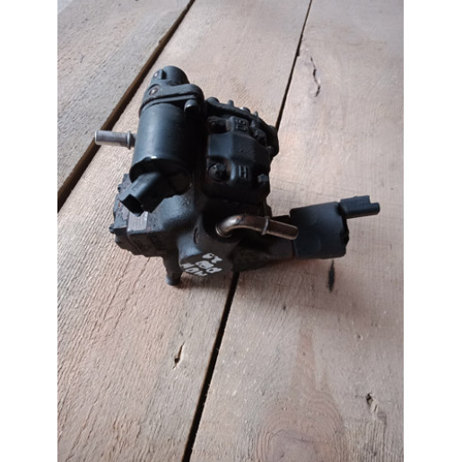 Топливный насос высокого давления Volvo S40 9658193980